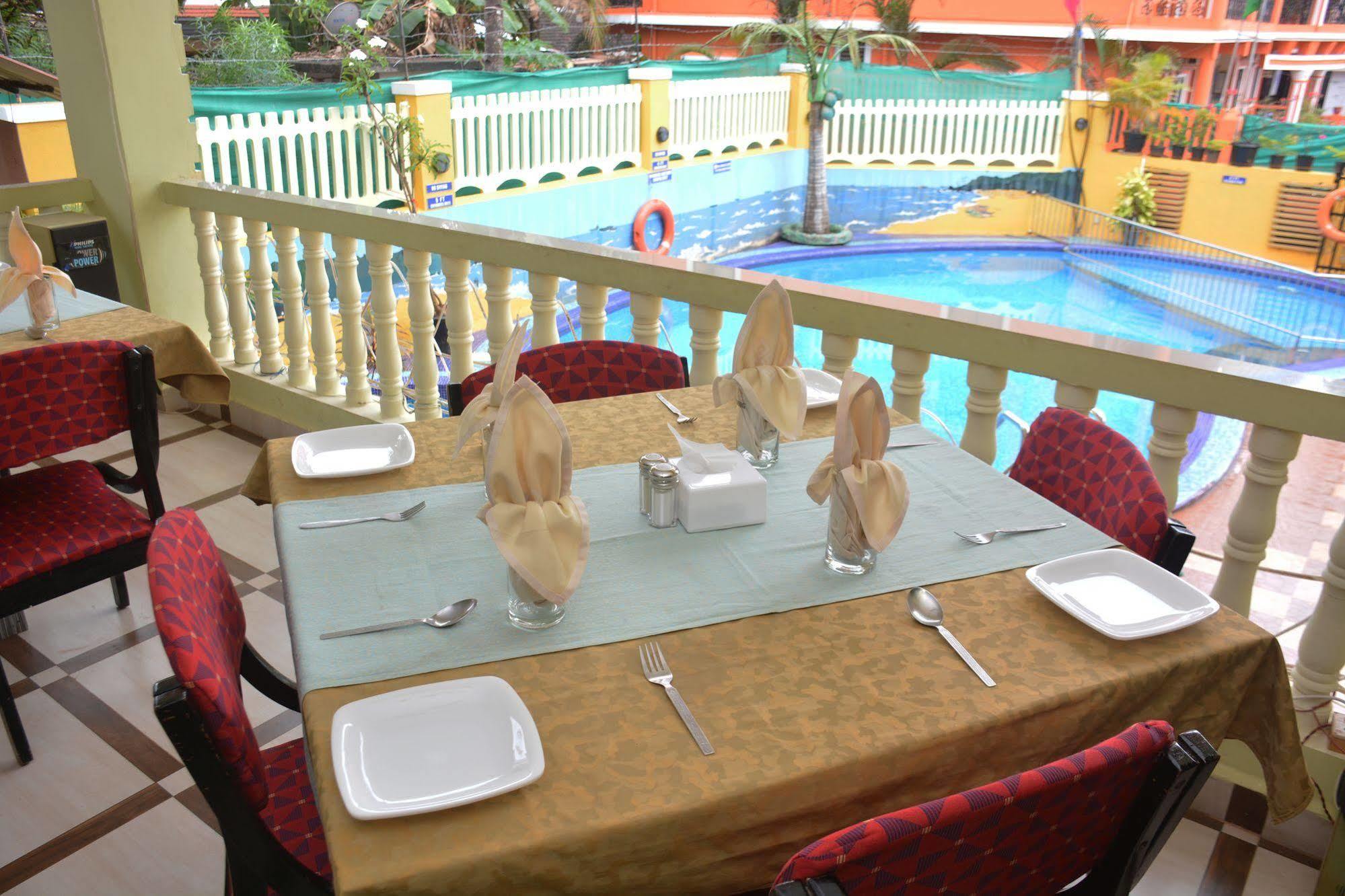 Rbr Suites Calangute Ngoại thất bức ảnh