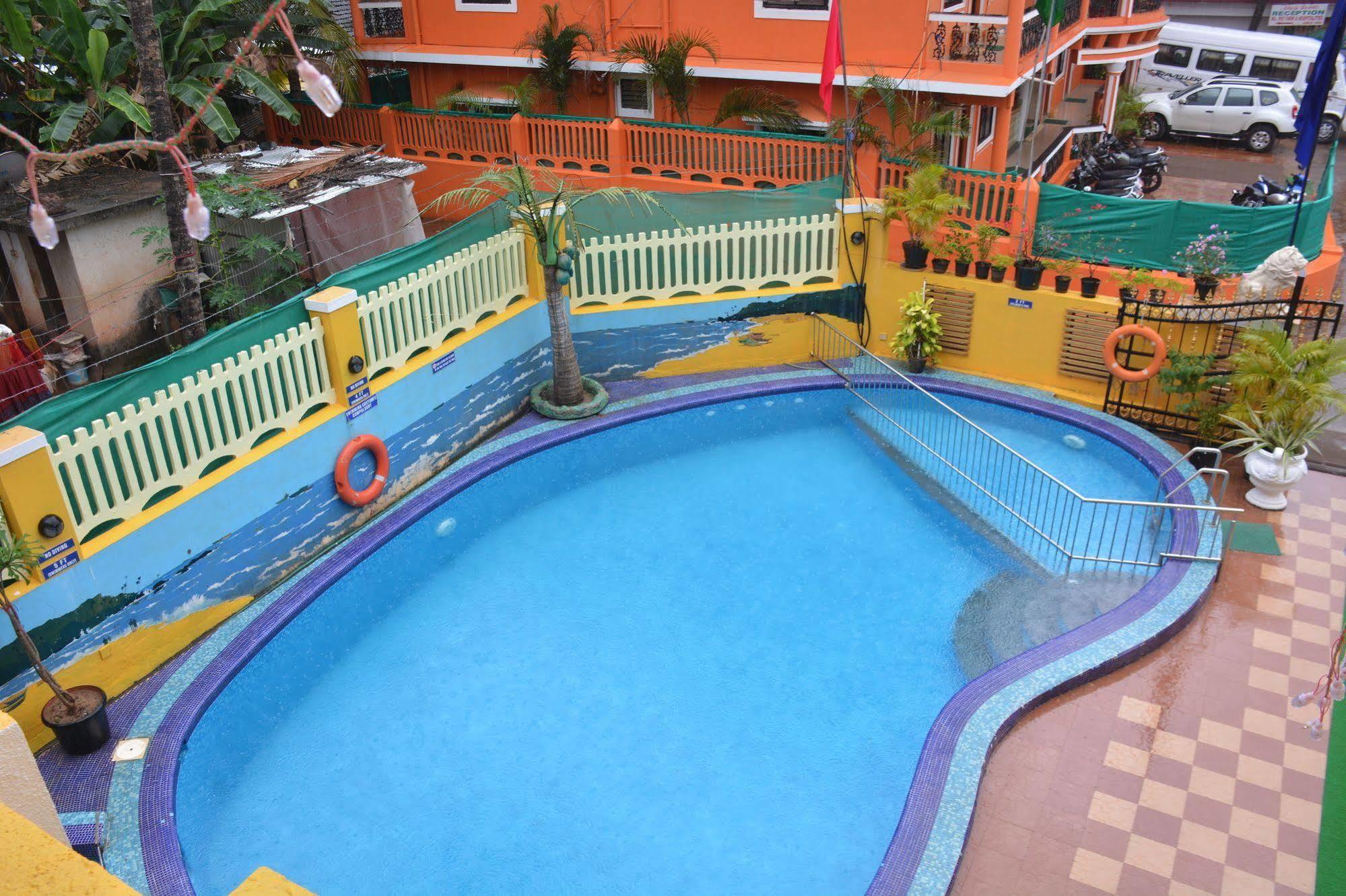 Rbr Suites Calangute Ngoại thất bức ảnh